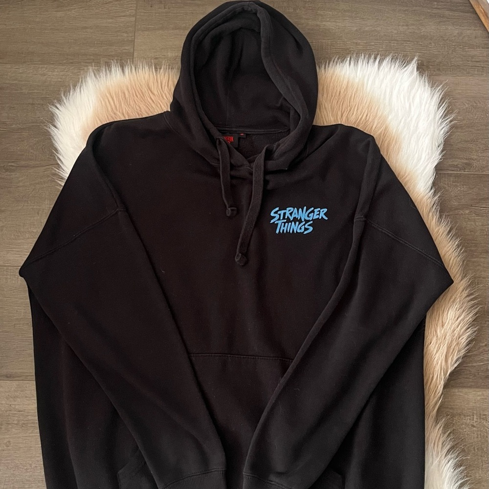 Stranger things hoodie - Picture 2 of 3